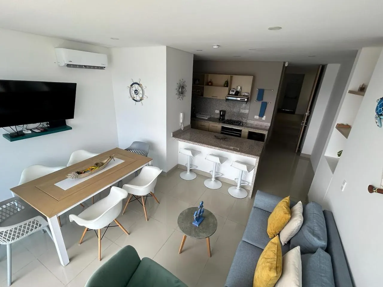 Apartamento En Primera Linea De Playa Gaira